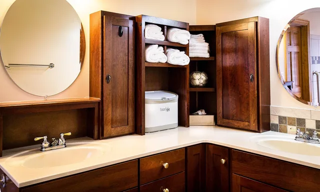 bathroom, sinks, mirrors, medicine cabinet, towel warmer, cabinets, shelves, storage, towels, soap, faucet, brown bathroom, brown medicine, brown mirror, brown soap, bathroom, bathroom, bathroom, bathroom, bathroom, cabinets. A homeowner checklist for working with an organizer in 2027